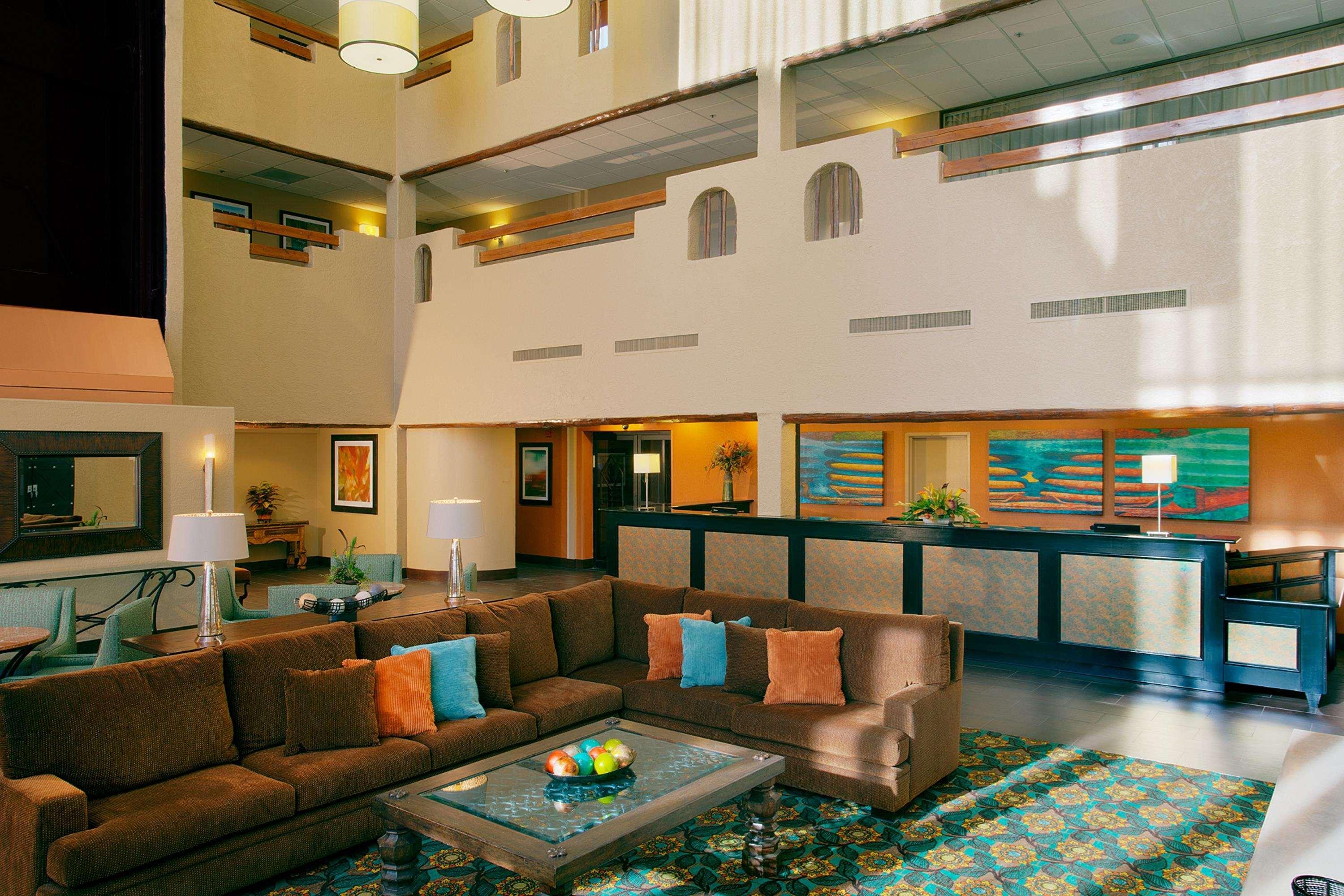 Hotel Doubletree By Hilton Santa Fe Interno foto